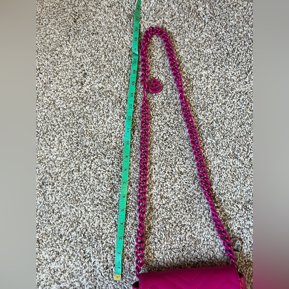 Gucci Fuchsia Calfskin Quilted Leather Shoulder Chain Mini Crossbody Bag - Picture 10 of 16